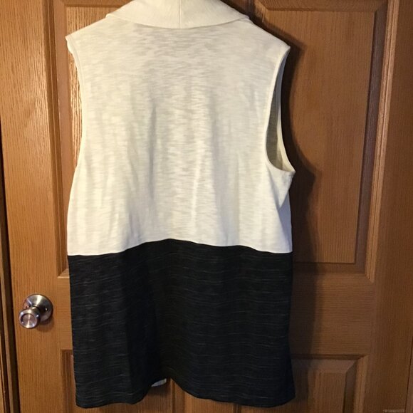 T by Talbot's Vest - Picture 2 of 2